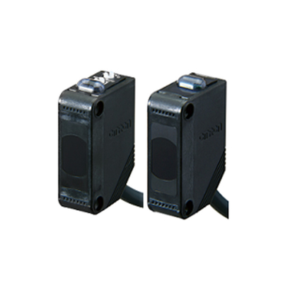 Actualice su maquinaria con el sensor fotoeléctrico E3Z-T61A 2M BY OMC