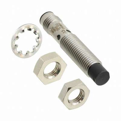 Sensores de proximidad inductivos OMS E2B-S08KN02-MC-B1 versátiles para diversas aplicaciones
