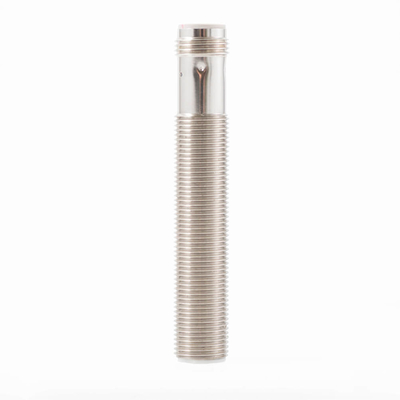 Sensores de proximidad inductivos OMS E2B-M12LS04-M1-C1 versátiles para diversas aplicaciones