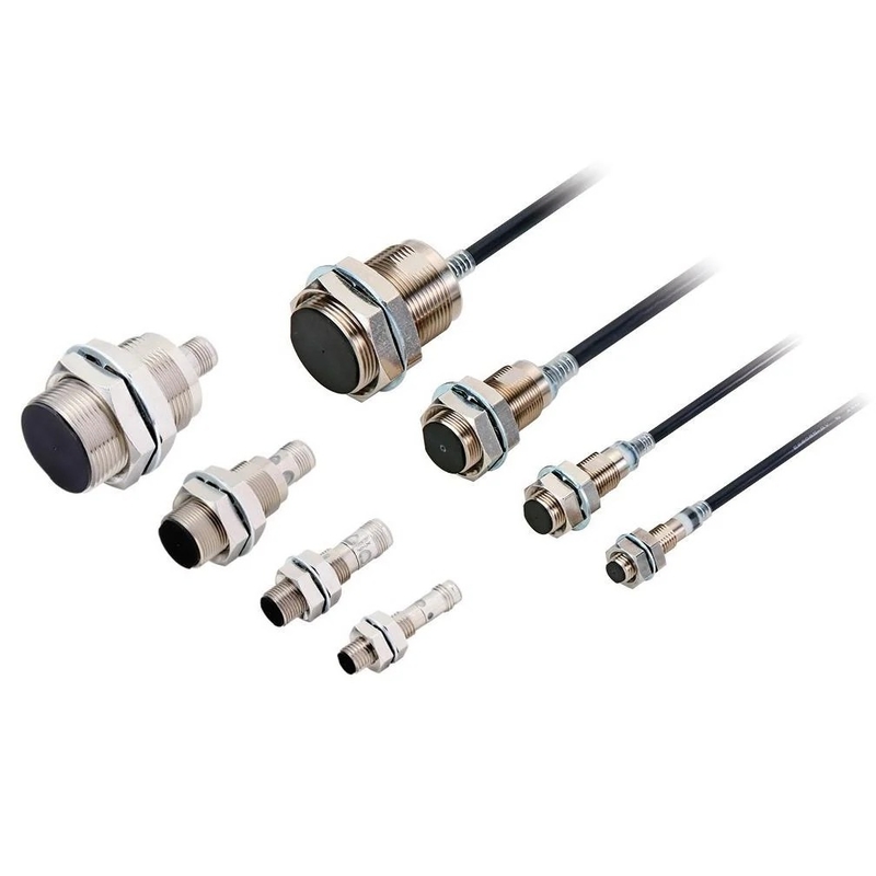 Los sensores de proximidad inductivos OMS E2E-X1R5C18 aumentan su producción