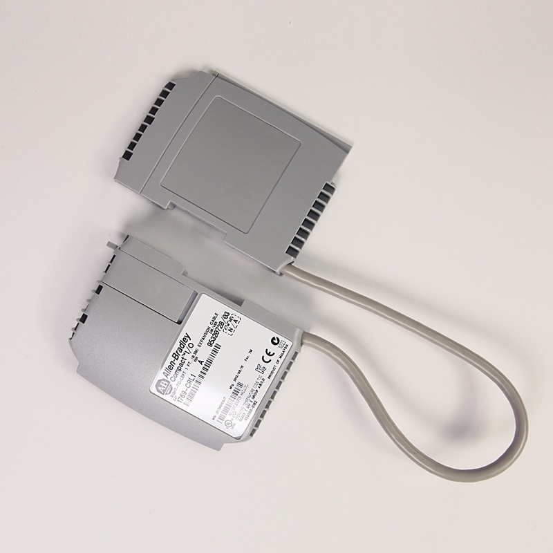 1769-CRL1 CMPLX 0.3 M De derecha a izquierda Bus Exp Cable La solución de comunicación definitiva